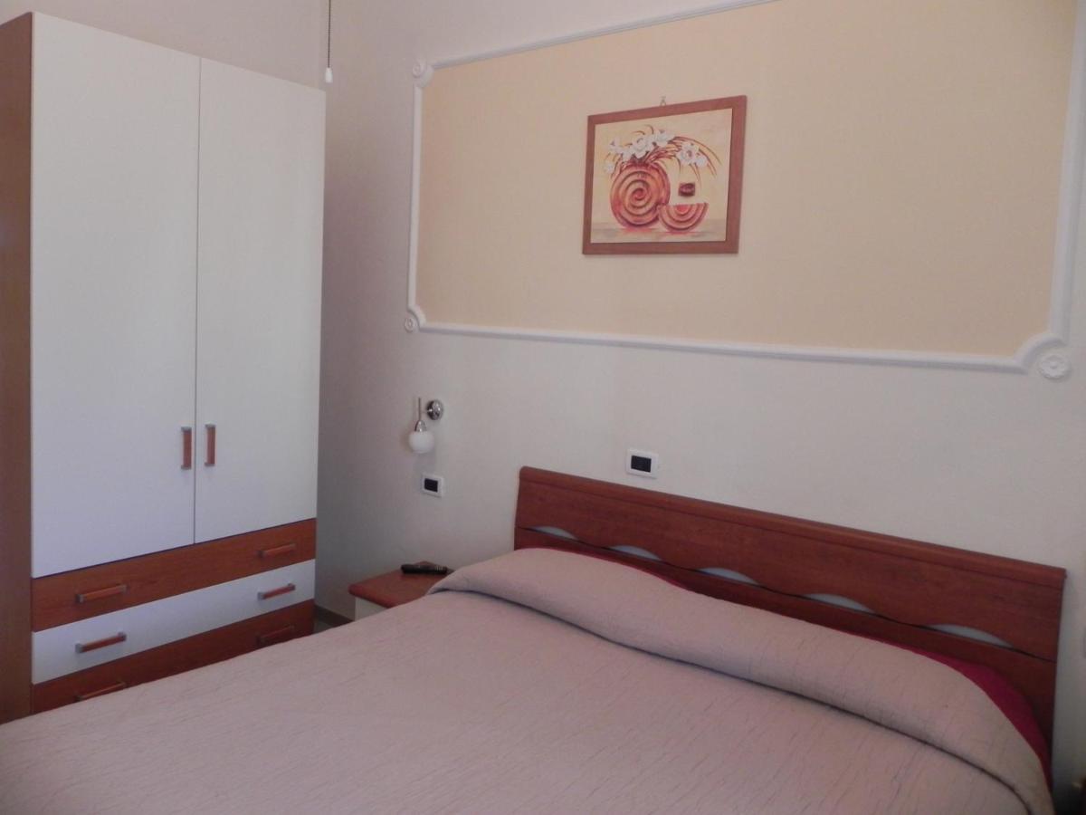 Hotel Ondina Виареджо Экстерьер фото