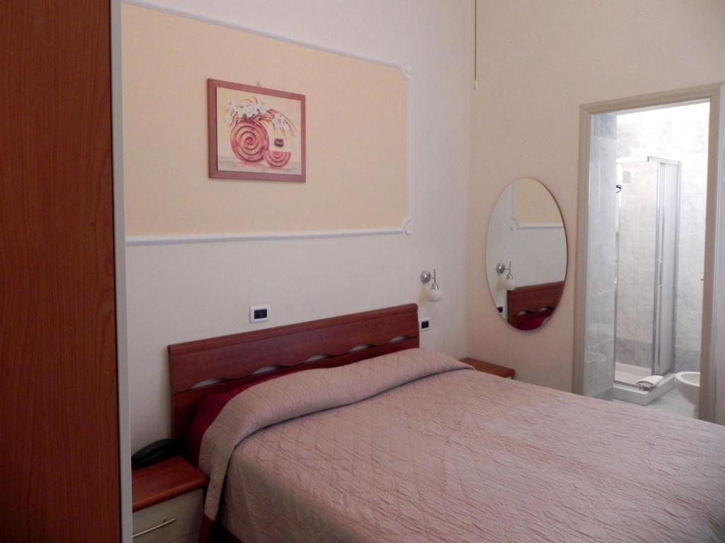 Hotel Ondina Виареджо Номер фото